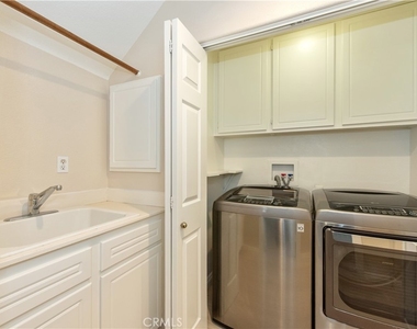 17 Brockton - Photo Thumbnail 8