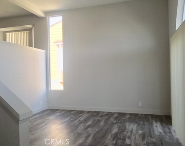 2063 Charle Street - Photo Thumbnail 1