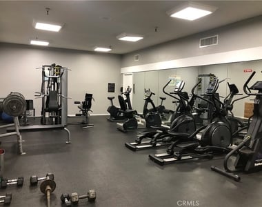552 N Bellflower Boulevard - Photo Thumbnail 28