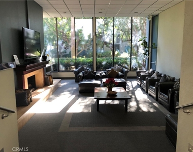 552 N Bellflower Boulevard - Photo Thumbnail 37