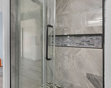 15957 Randall - Photo Thumbnail 13