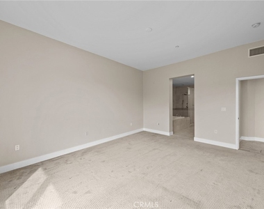 402 Rockefeller - Photo Thumbnail 17
