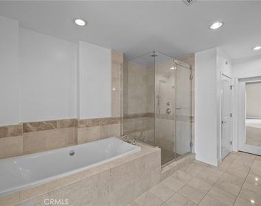 402 Rockefeller - Photo Thumbnail 19