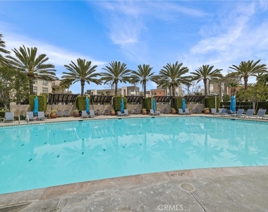 402 Rockefeller - Photo Thumbnail 43