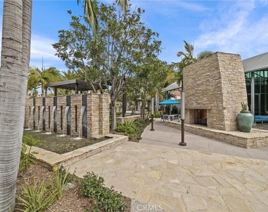 402 Rockefeller - Photo Thumbnail 39