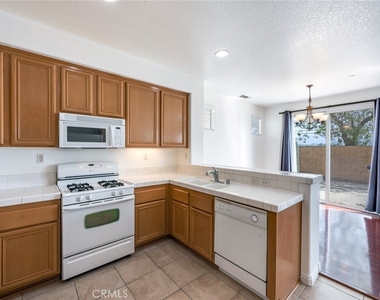 4544 Filson Street - Photo Thumbnail 6