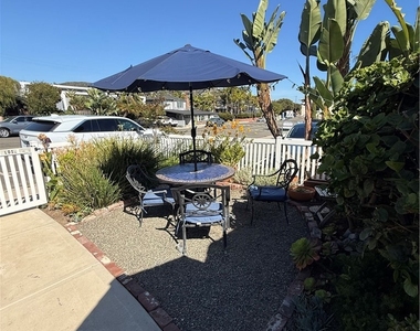 953 Glenneyre - Photo Thumbnail 1