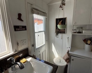 953 Glenneyre - Photo Thumbnail 6