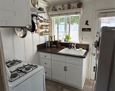 953 Glenneyre - Photo Thumbnail 5