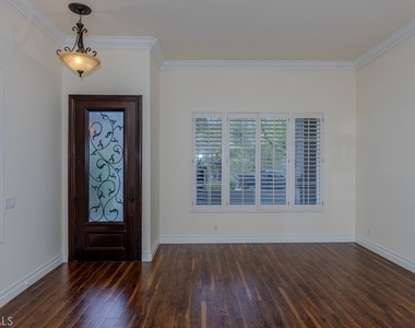 32692 Rosemont - Photo Thumbnail 1