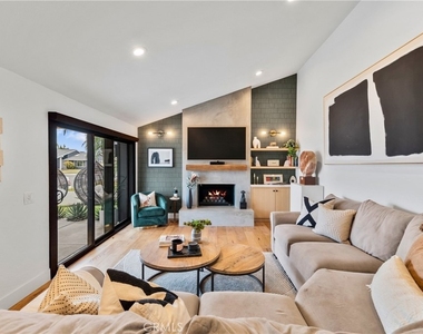 8541 Kelso Drive - Photo Thumbnail 13