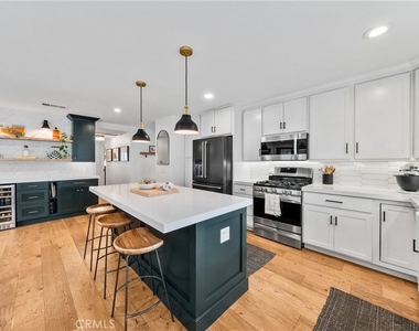 8541 Kelso Drive - Photo Thumbnail 30