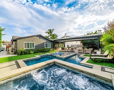 8541 Kelso Drive - Photo Thumbnail 51
