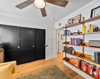 8541 Kelso Drive - Photo Thumbnail 21