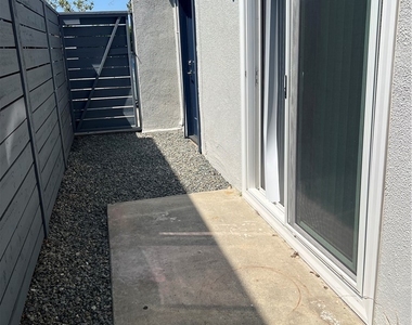 1030 Mission Drive - Photo Thumbnail 22