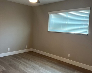 1030 Mission Drive - Photo Thumbnail 19