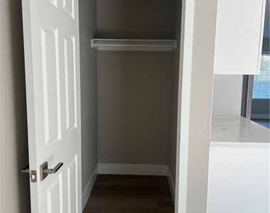 1030 Mission Drive - Photo Thumbnail 9