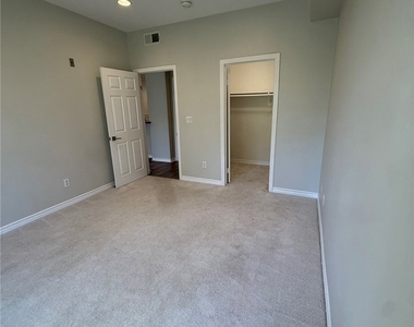 2243 Martin - Photo Thumbnail 20