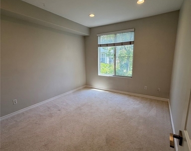 2243 Martin - Photo Thumbnail 24