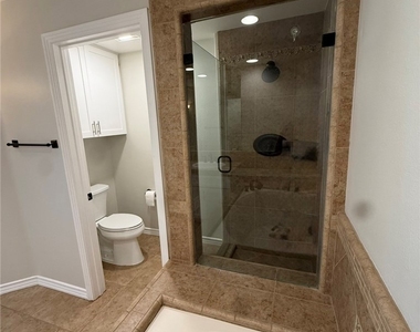 2243 Martin - Photo Thumbnail 18