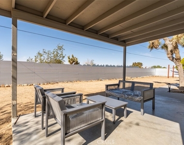 60468 Latham Trail - Photo Thumbnail 26