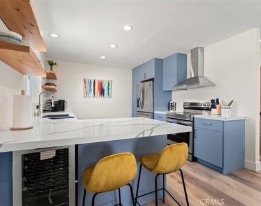 60468 Latham Trail - Photo Thumbnail 12