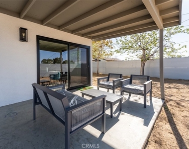 60468 Latham Trail - Photo Thumbnail 25