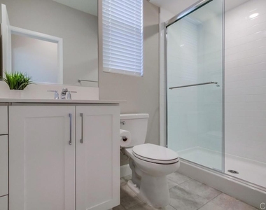 12641 Stella Lane - Photo Thumbnail 18