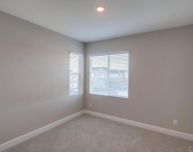12641 Stella Lane - Photo Thumbnail 10