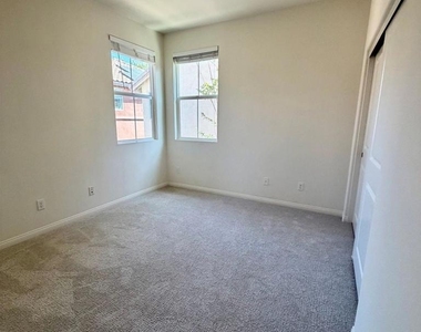 1457 Chert Drive - Photo Thumbnail 24