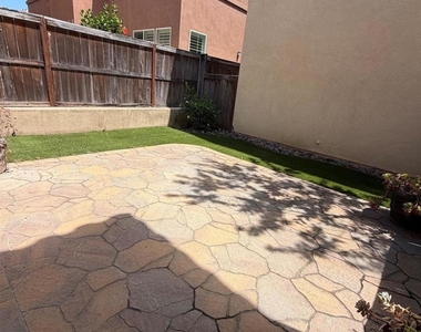 1457 Chert Drive - Photo Thumbnail 5