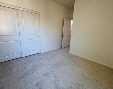 1457 Chert Drive - Photo Thumbnail 23