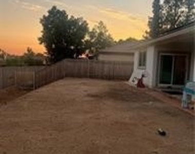 24631 Ironwood Avenue - Photo Thumbnail 7