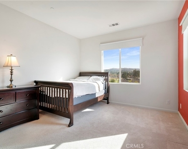 3126 Vista Terrace - Photo Thumbnail 27