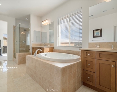 3126 Vista Terrace - Photo Thumbnail 26