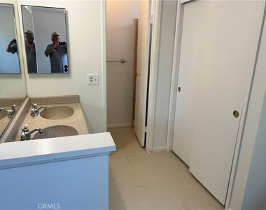 3385 Valencia Hill - Photo Thumbnail 11