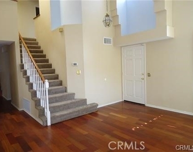 30538 Laramie Avenue - Photo Thumbnail 3