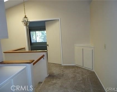 30538 Laramie Avenue - Photo Thumbnail 10