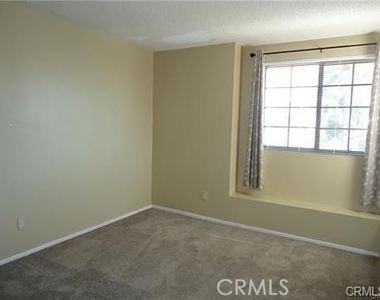 30538 Laramie Avenue - Photo Thumbnail 13