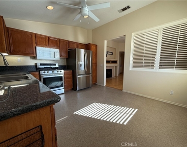 33015 Eagle Point Drive - Photo Thumbnail 6