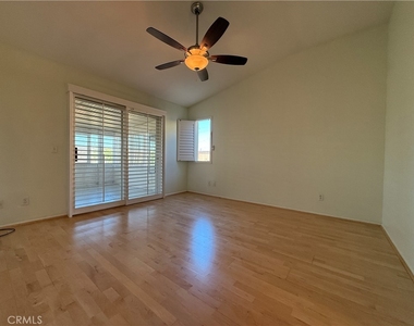 33015 Eagle Point Drive - Photo Thumbnail 8