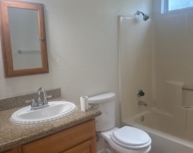 16784 Sultana Street - Photo Thumbnail 9
