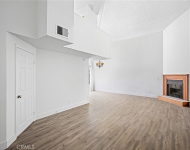 6406 Denny Avenue - Photo Thumbnail 3