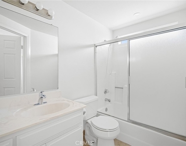 6406 Denny Avenue - Photo Thumbnail 13