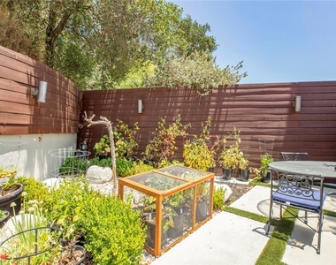 1331 Beaudry - Photo Thumbnail 39