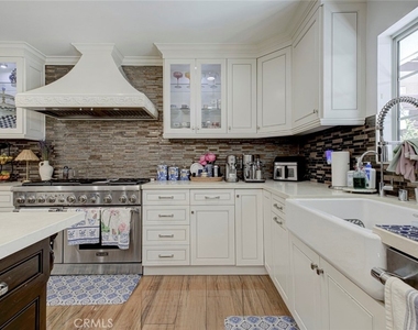 1331 Beaudry - Photo Thumbnail 18