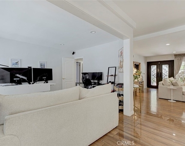 1331 Beaudry - Photo Thumbnail 31