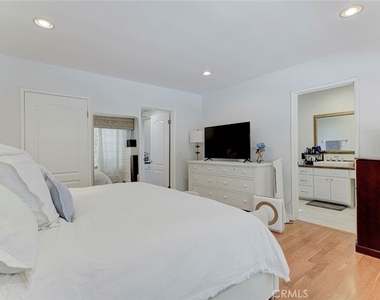 1331 Beaudry - Photo Thumbnail 30