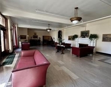 2121 James M Wood Boulevard - Photo Thumbnail 15