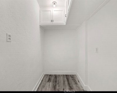 2121 James M Wood Boulevard - Photo Thumbnail 11